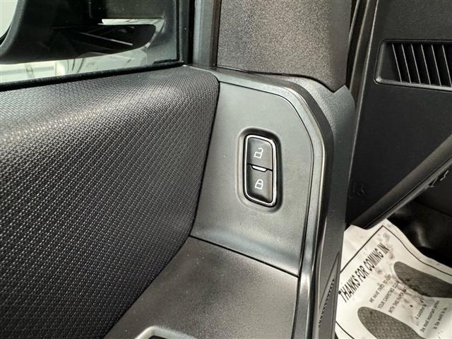 Ford F-150 Lariat 2WD SuperCrew 5.5' Box 2023