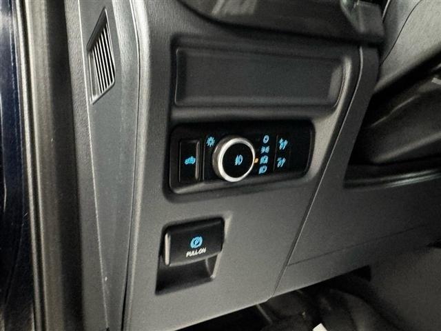 Ford F-150 Lariat 2WD SuperCrew 5.5' Box 2023