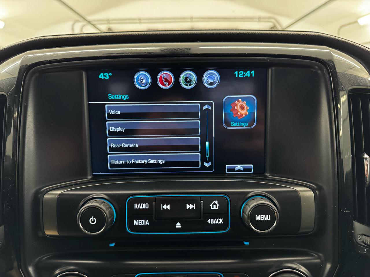 Chevrolet Silverado 1500 4WD Crew Cab 143.5" LTZ w/2LZ 2016