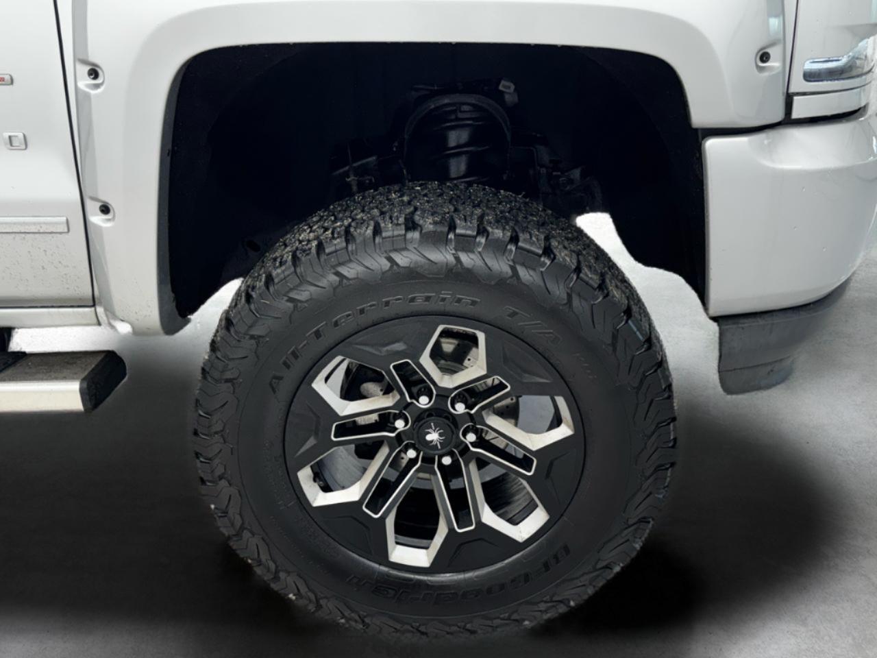 Chevrolet Silverado 1500 4WD Crew Cab 143.5" LTZ w/2LZ 2016