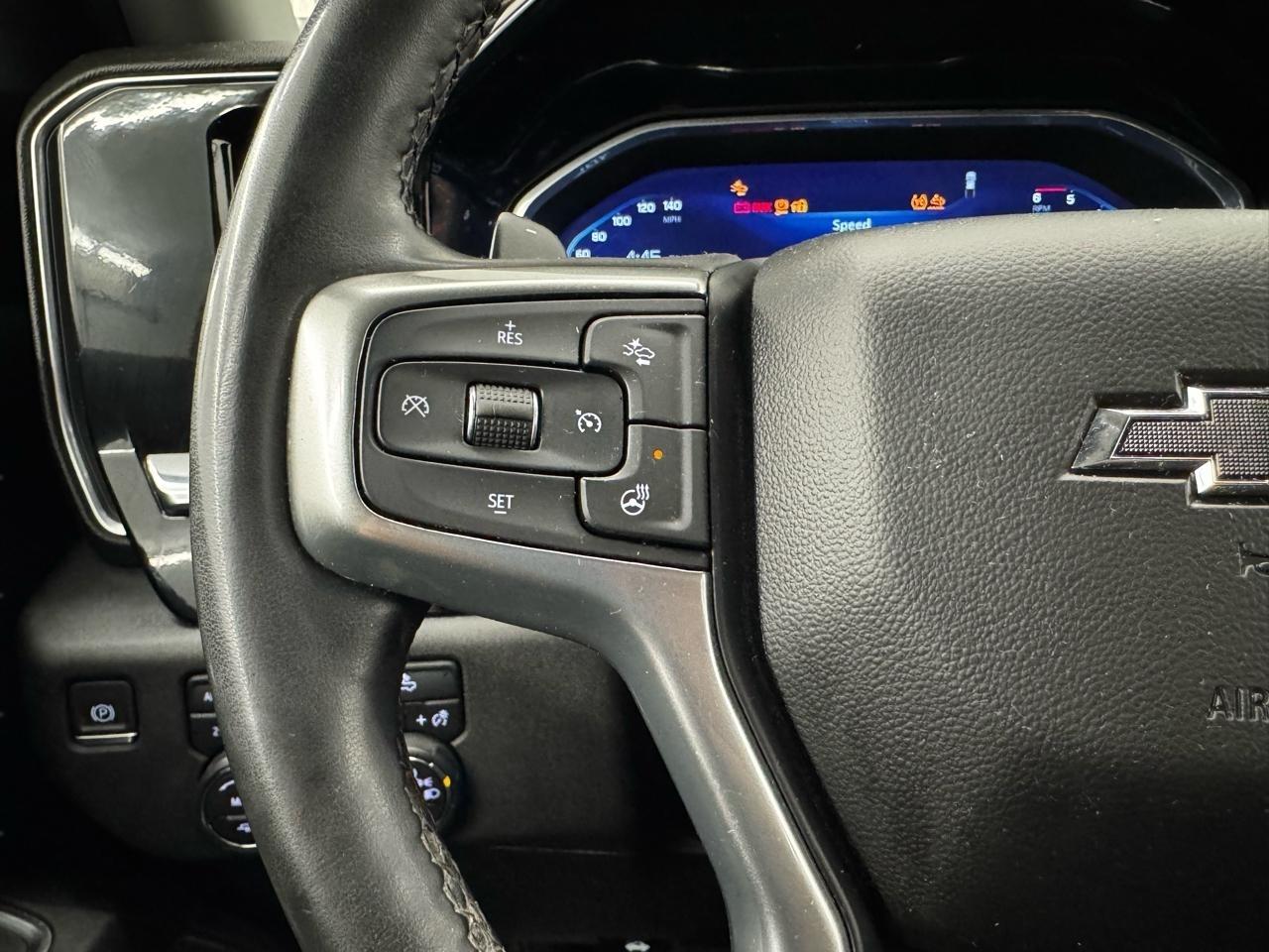 Chevrolet Silverado 1500 4WD Crew Cab 147" RST 2023