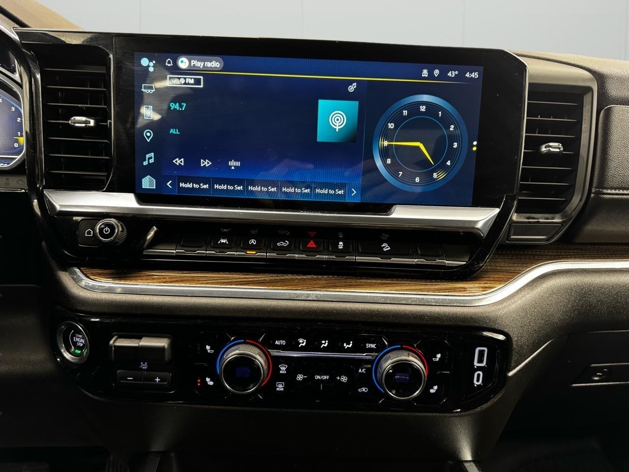 Chevrolet Silverado 1500 4WD Crew Cab 147" RST 2023