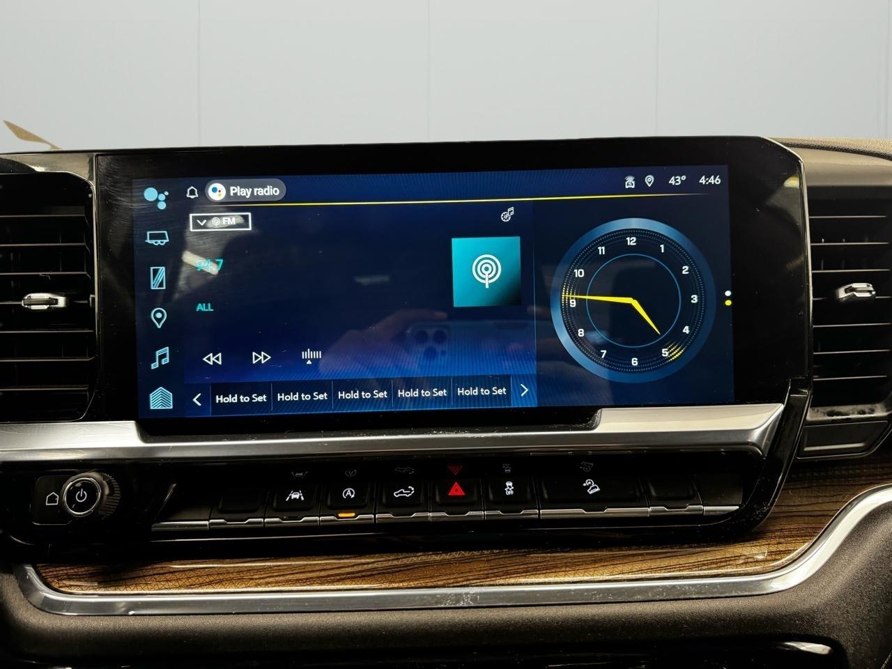 Chevrolet Silverado 1500 4WD Crew Cab 147" RST 2023