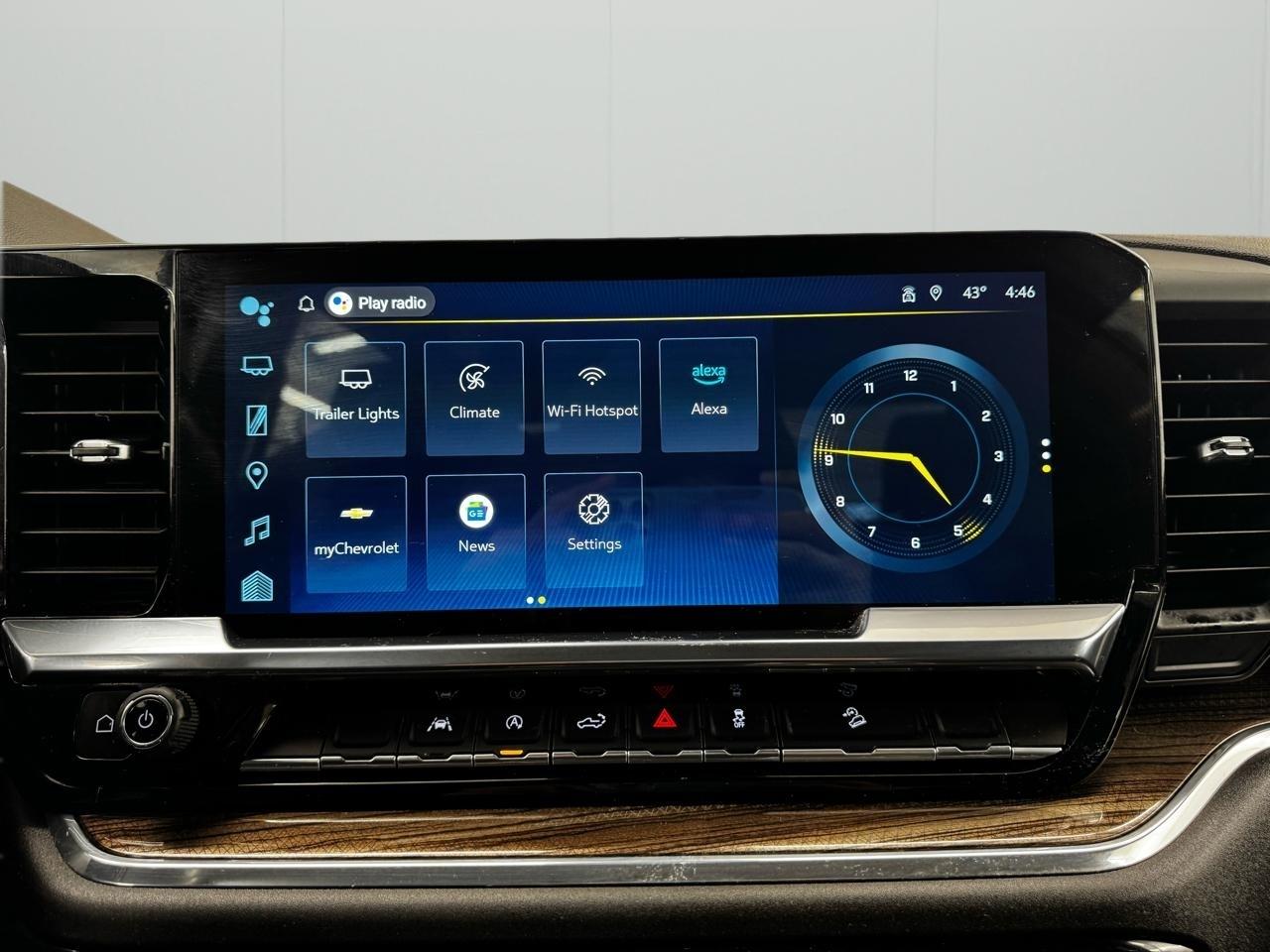 Chevrolet Silverado 1500 4WD Crew Cab 147" RST 2023