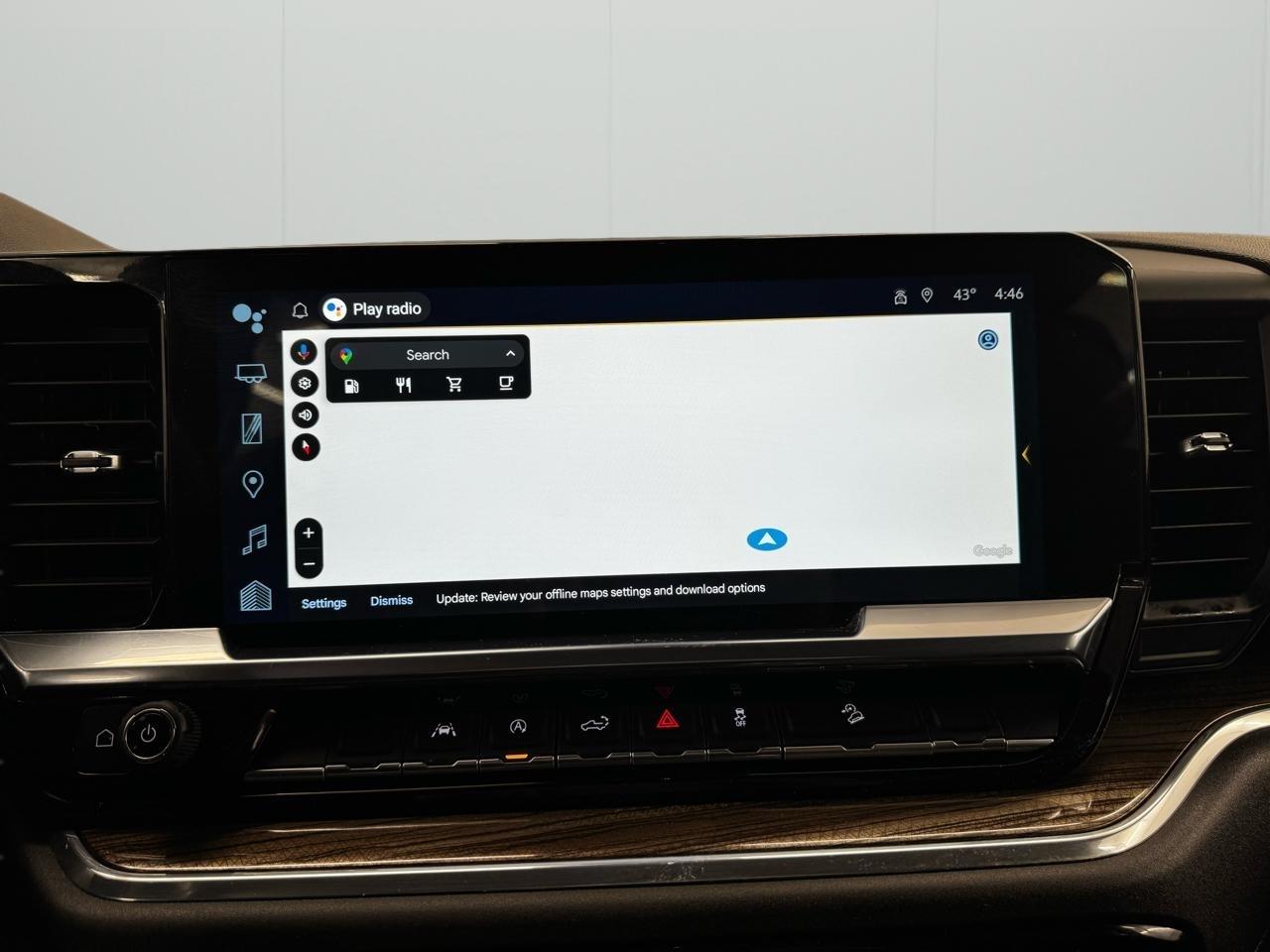 Chevrolet Silverado 1500 4WD Crew Cab 147" RST 2023