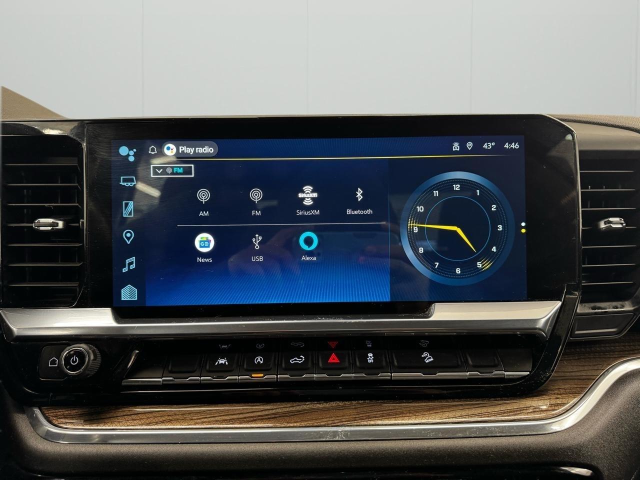 Chevrolet Silverado 1500 4WD Crew Cab 147" RST 2023