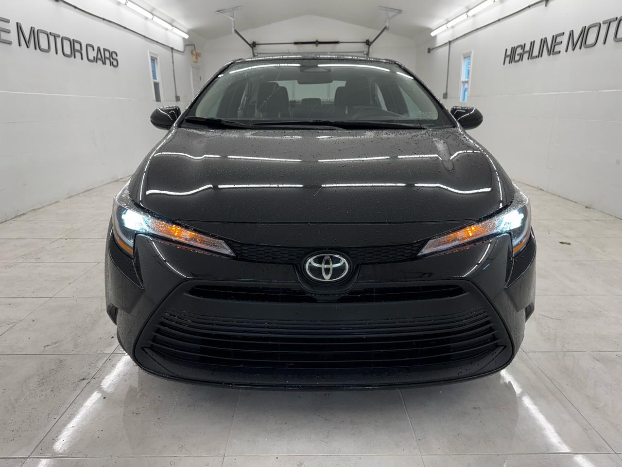 Toyota Corolla LE CVT (Natl) 2025