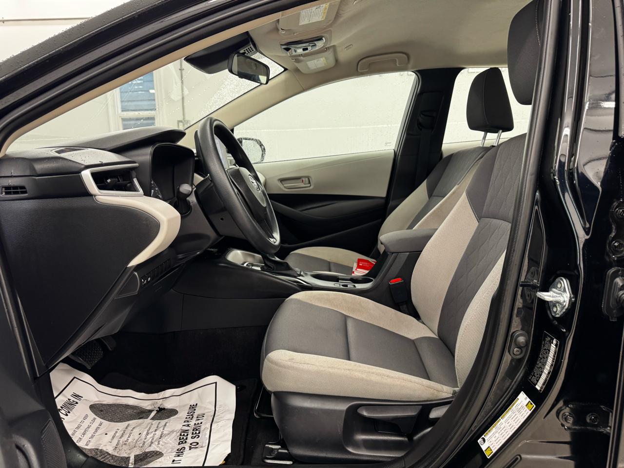 Toyota Corolla LE CVT (Natl) 2025