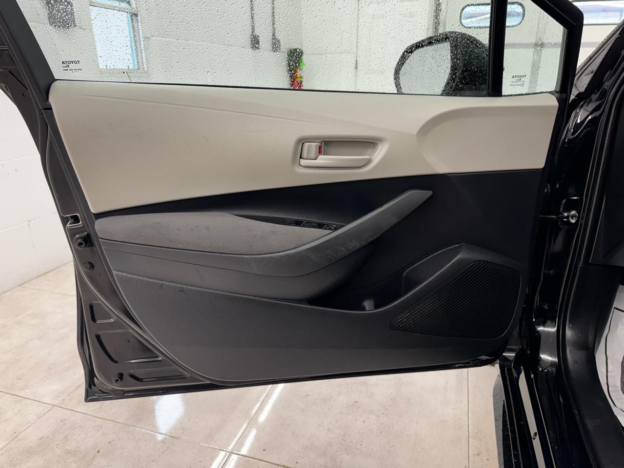 Toyota Corolla LE CVT (Natl) 2025