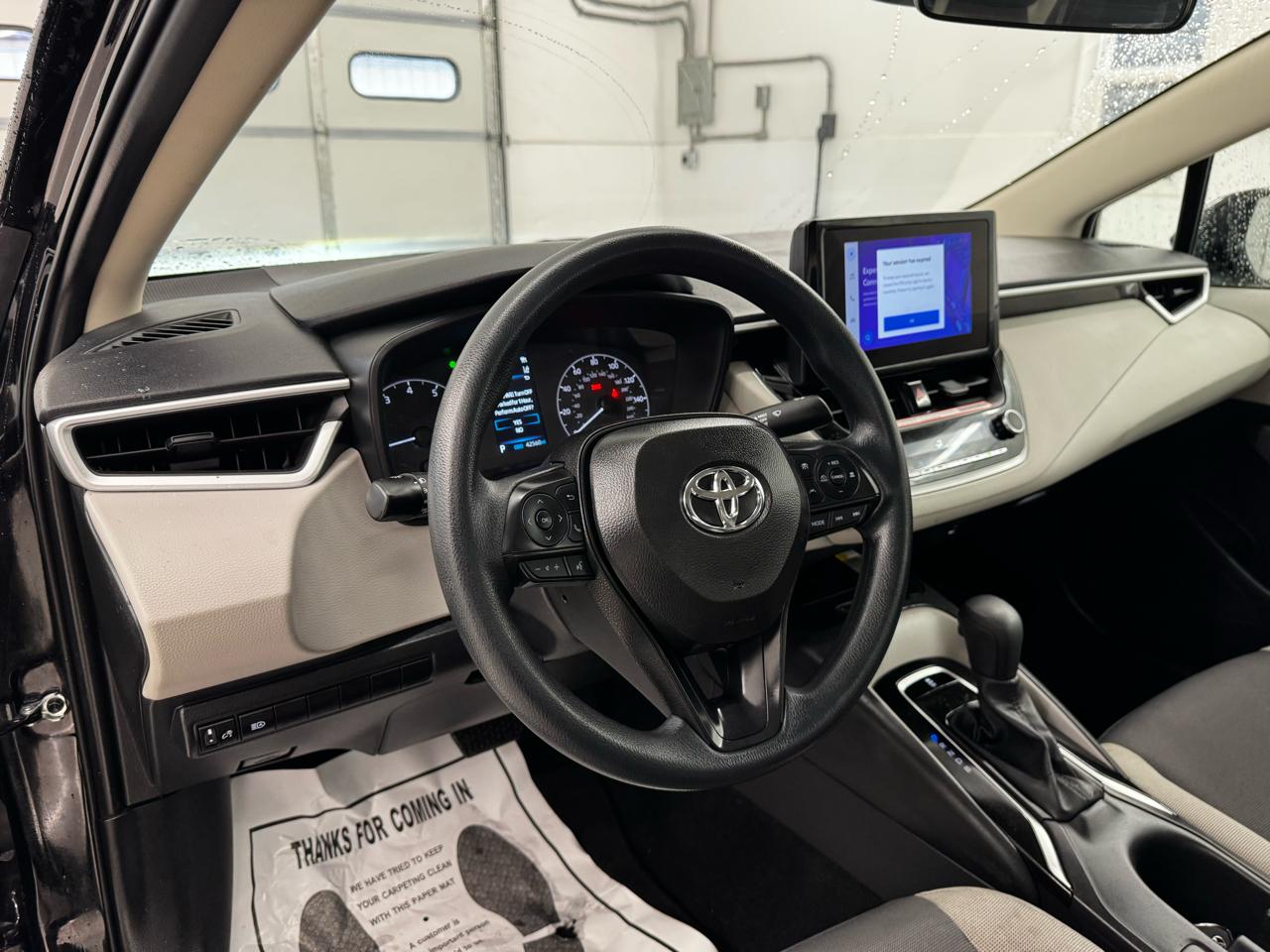 Toyota Corolla LE CVT (Natl) 2025