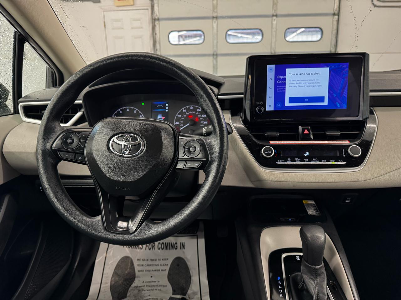 Toyota Corolla LE CVT (Natl) 2025