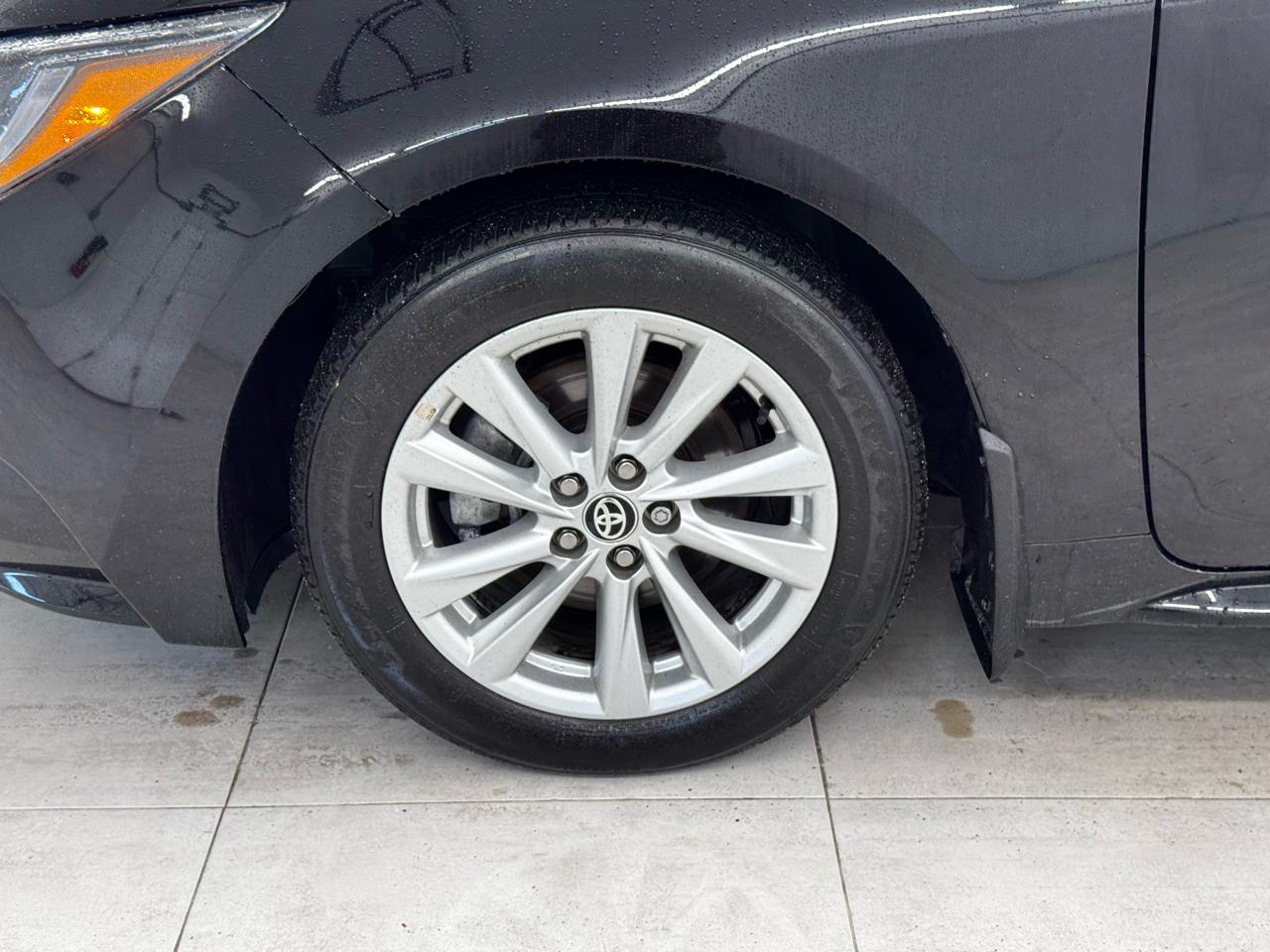 Toyota Corolla LE CVT (Natl) 2025