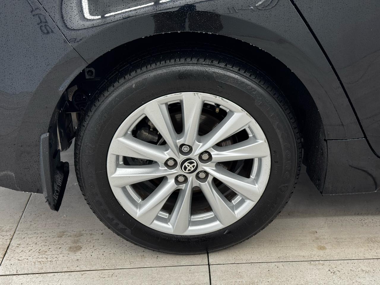 Toyota Corolla LE CVT (Natl) 2025