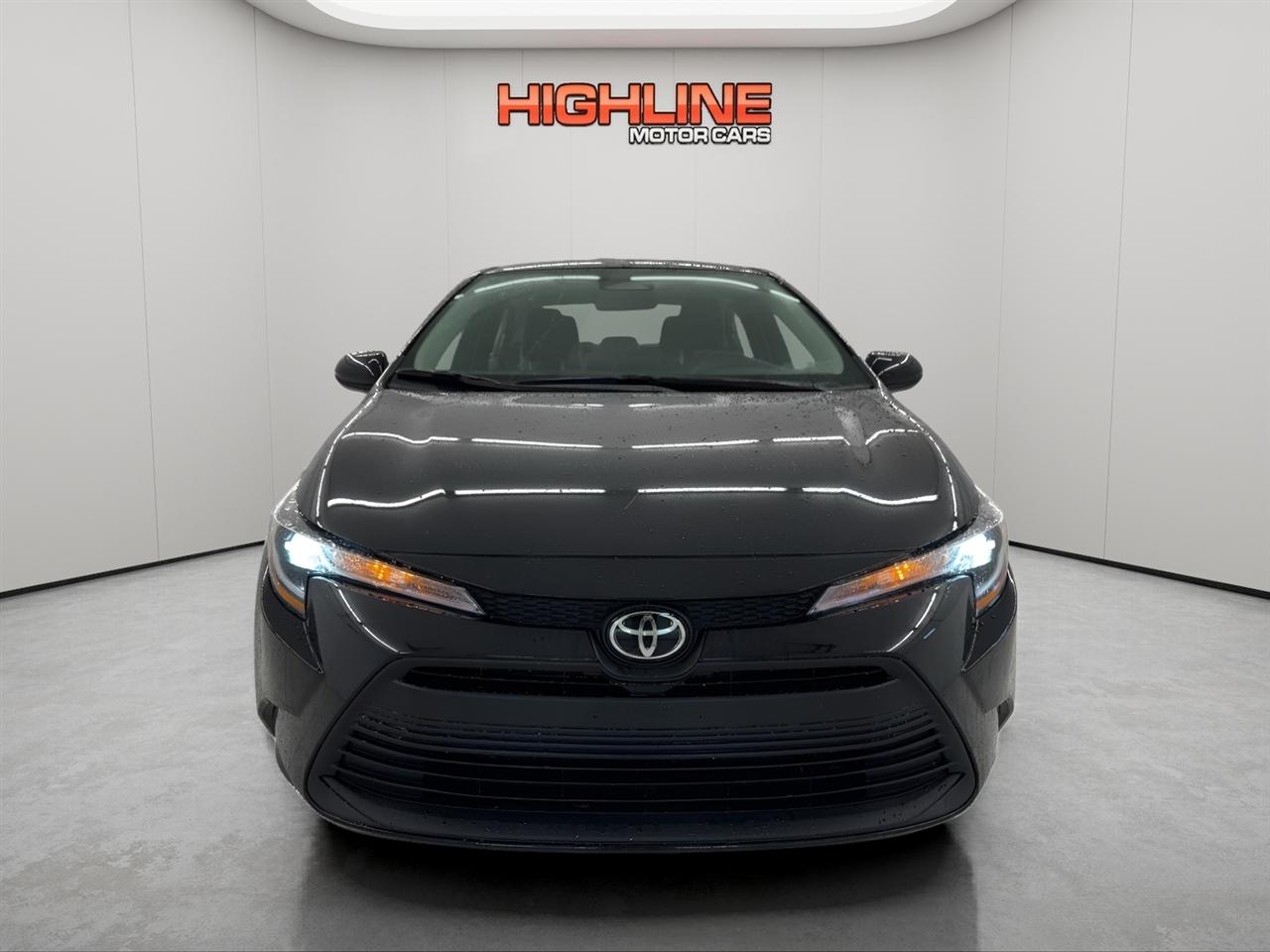 Toyota Corolla LE CVT (Natl) 2025