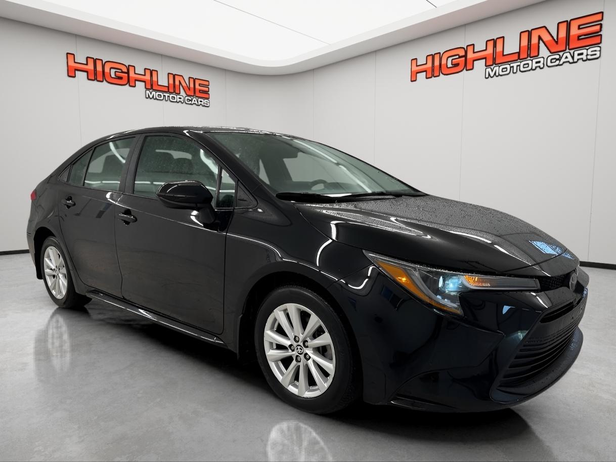 Toyota Corolla LE CVT (Natl) 2025