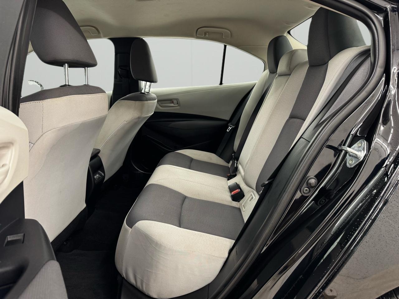 Toyota Corolla LE CVT (Natl) 2025