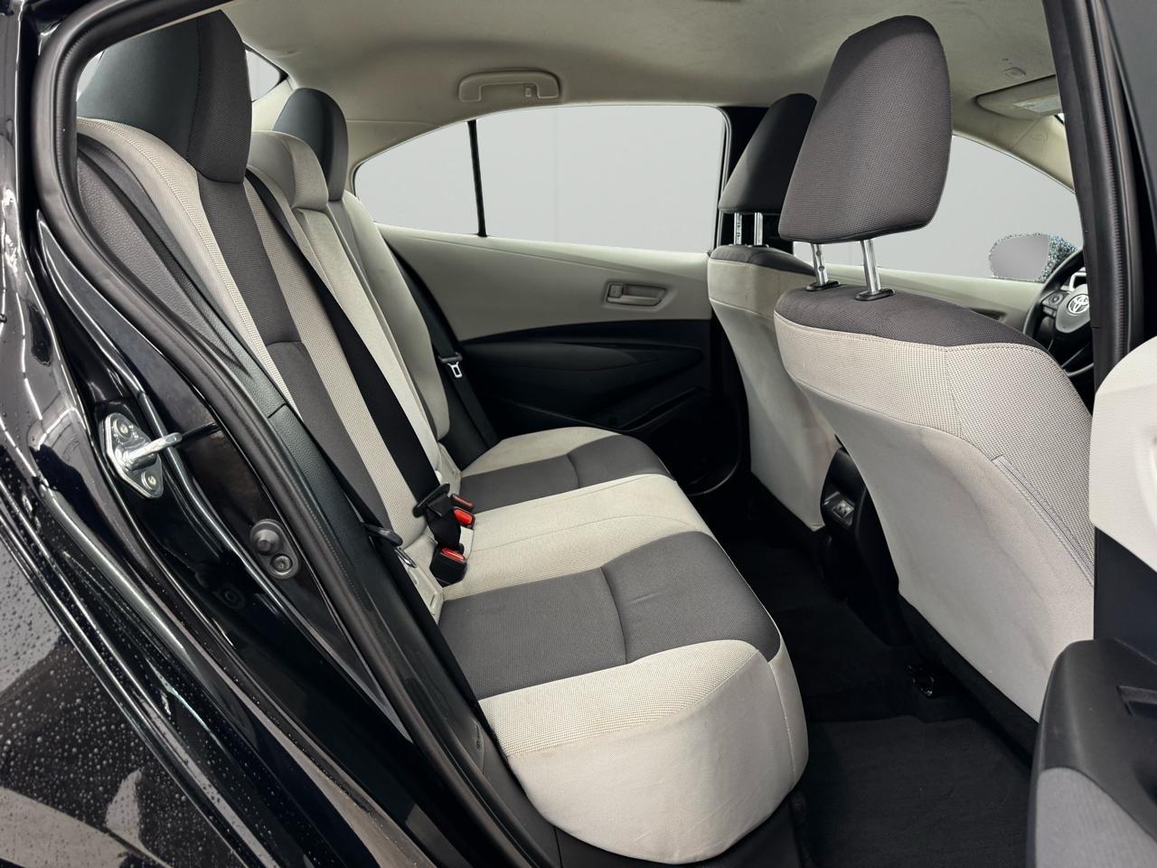 Toyota Corolla LE CVT (Natl) 2025