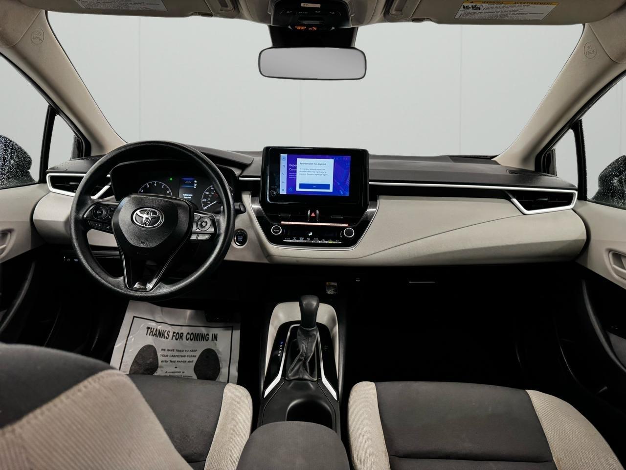 Toyota Corolla LE CVT (Natl) 2025