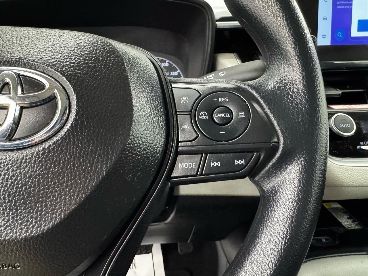 Toyota Corolla LE CVT (Natl) 2025