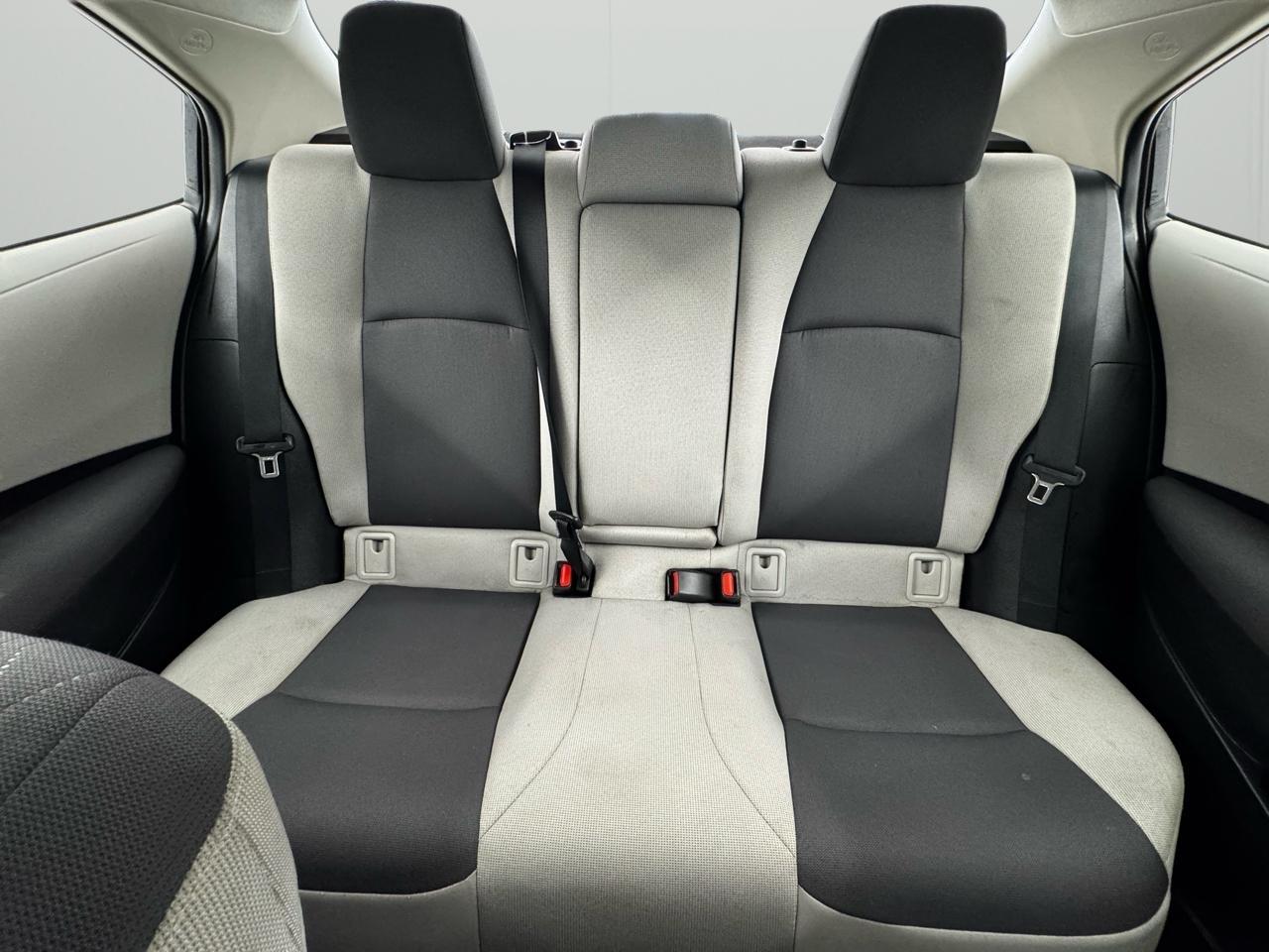 Toyota Corolla LE CVT (Natl) 2025