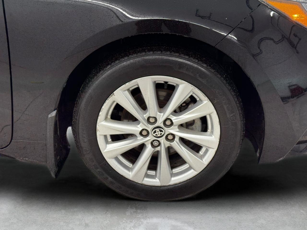 Toyota Corolla LE CVT (Natl) 2025