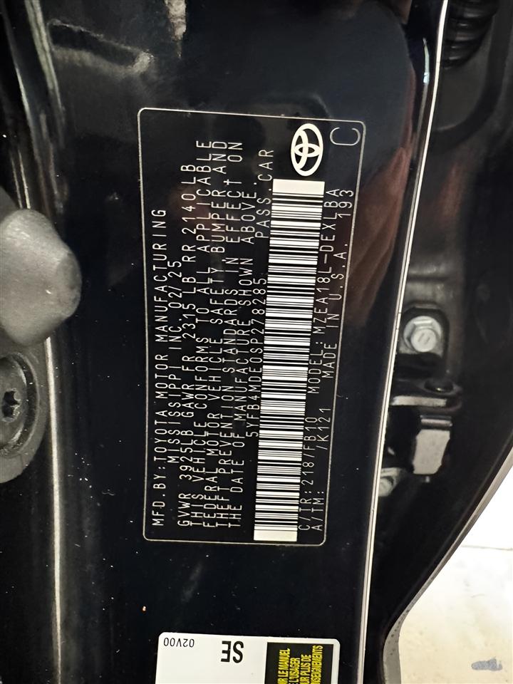 Toyota Corolla LE CVT (Natl) 2025