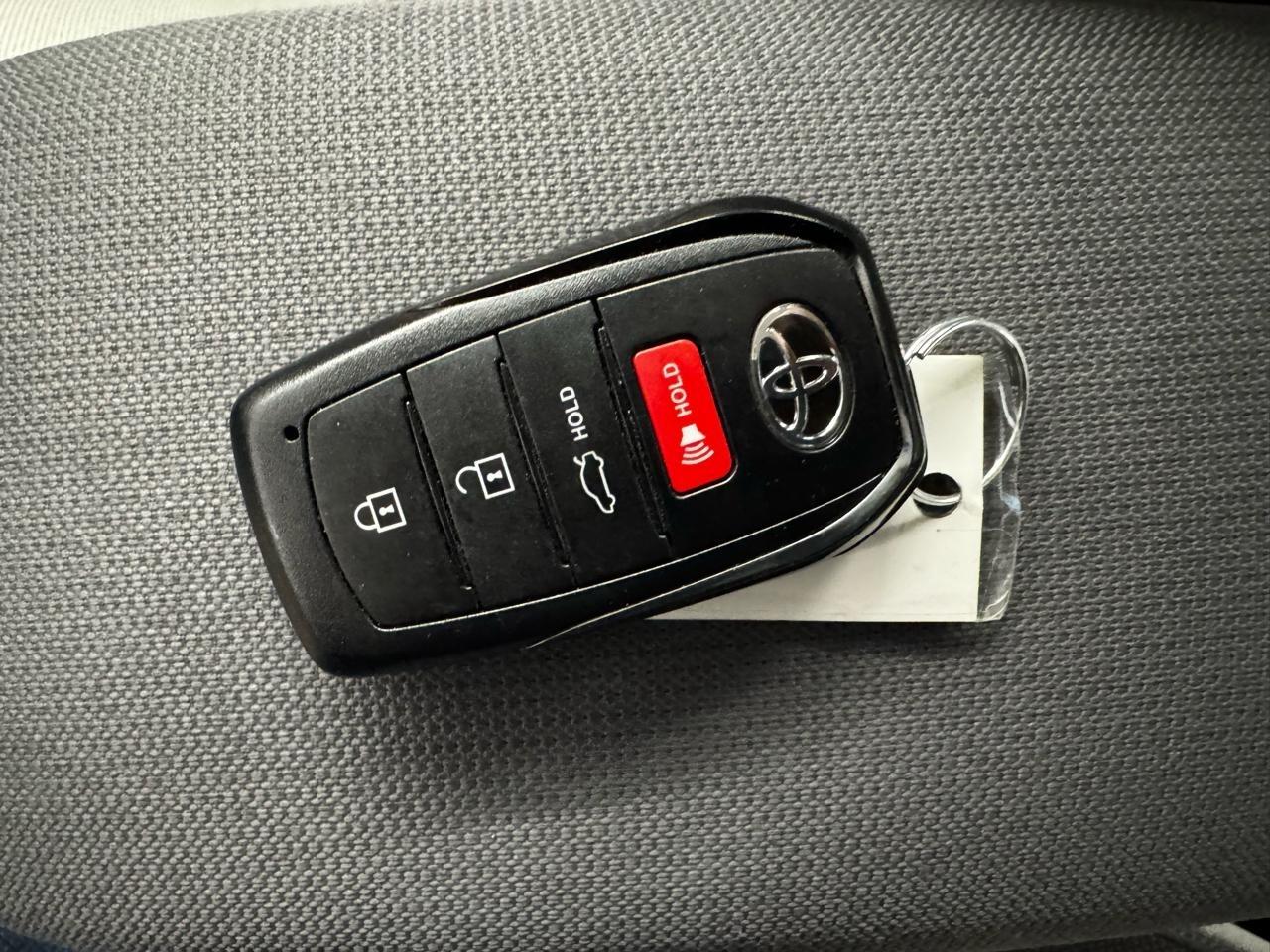 Toyota Corolla LE CVT (Natl) 2025