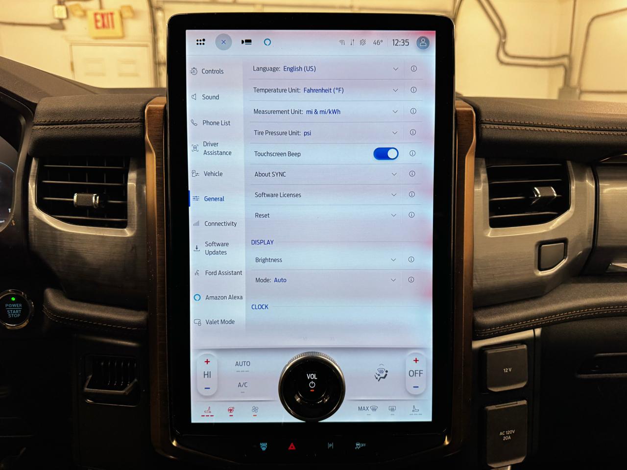 Ford F-150 Lightning LARIAT 4WD SuperCrew 5.5' Box 2023