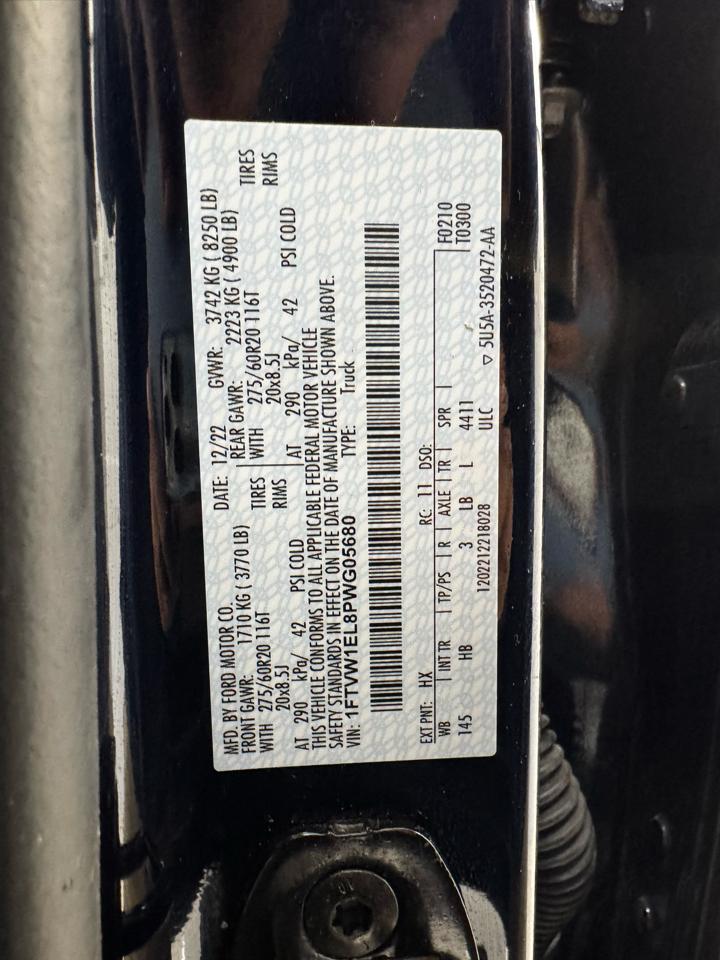 Ford F-150 Lightning LARIAT 4WD SuperCrew 5.5' Box 2023