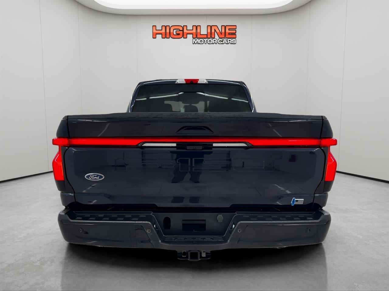 Ford F-150 Lightning LARIAT 4WD SuperCrew 5.5' Box 2023