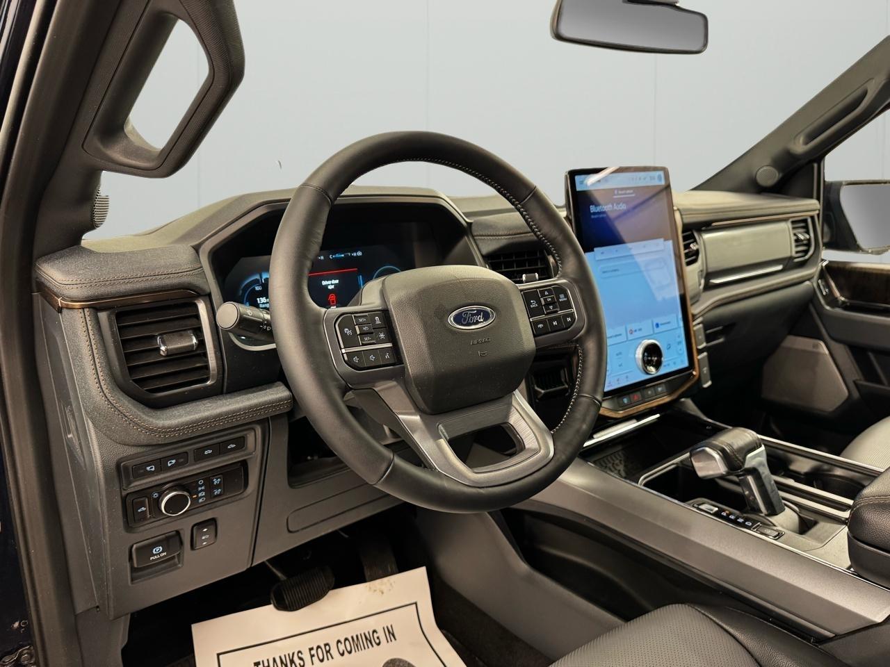 Ford F-150 Lightning LARIAT 4WD SuperCrew 5.5' Box 2023