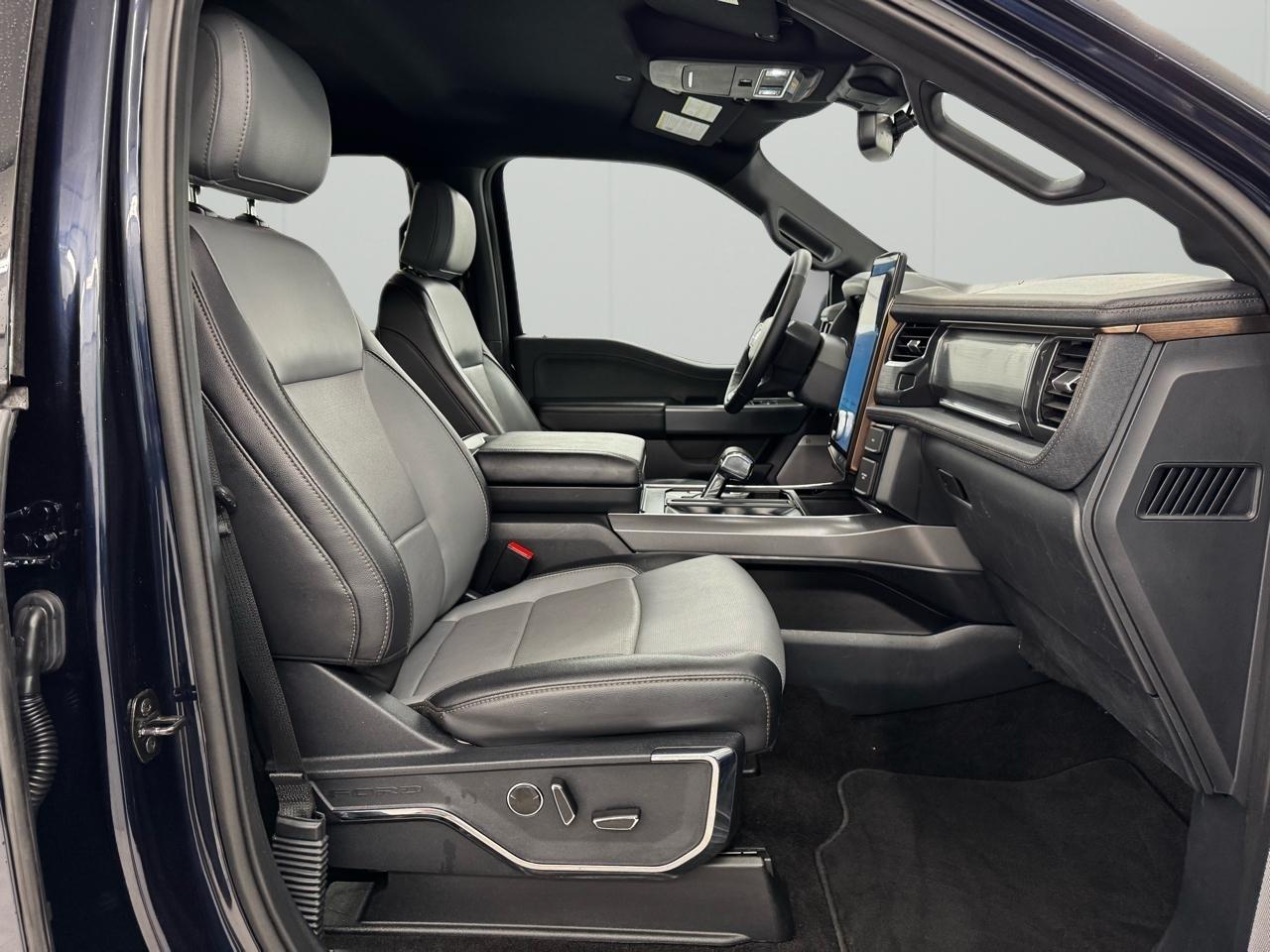 Ford F-150 Lightning LARIAT 4WD SuperCrew 5.5' Box 2023