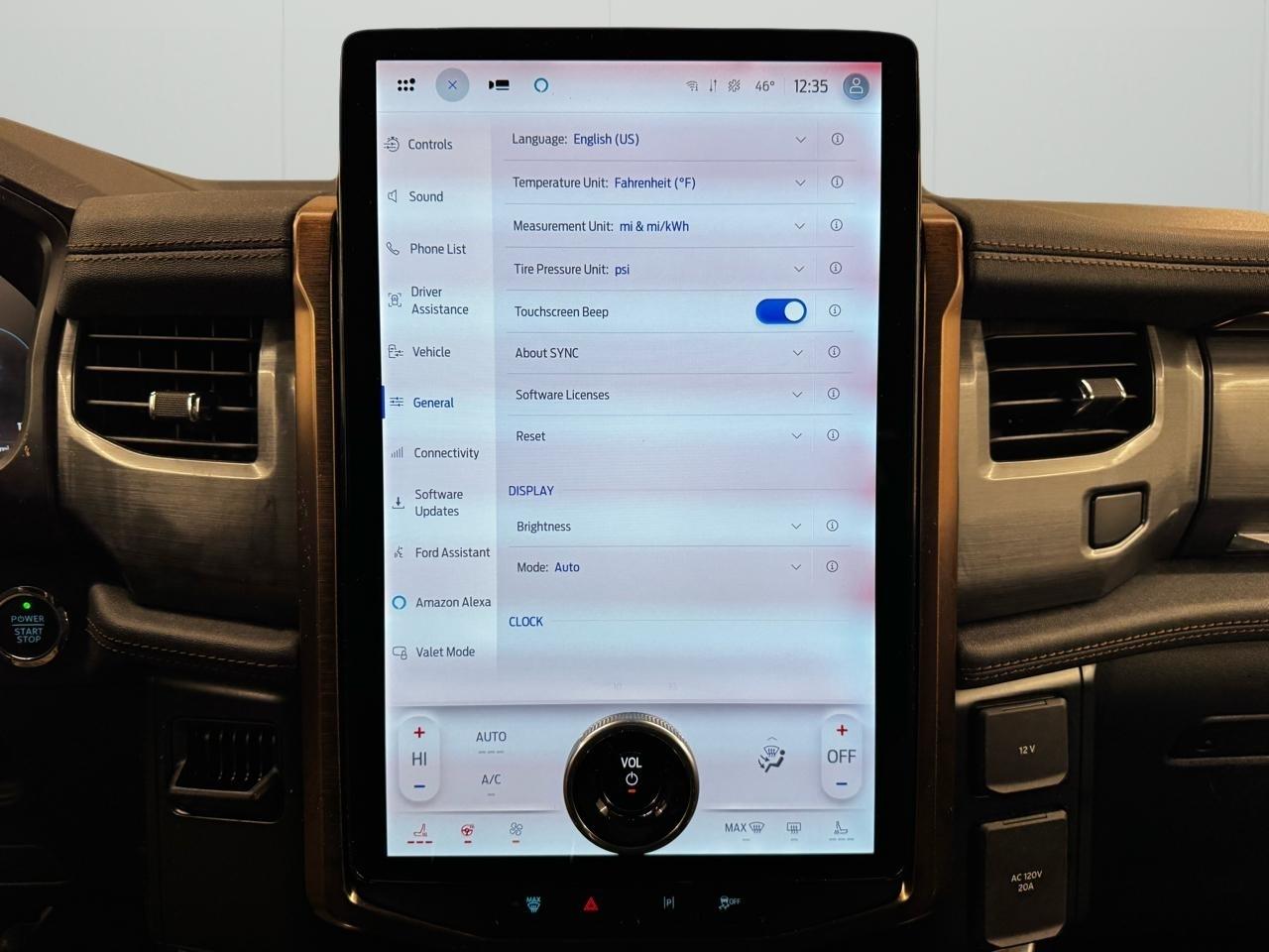 Ford F-150 Lightning LARIAT 4WD SuperCrew 5.5' Box 2023