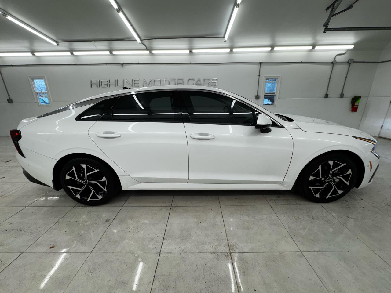 Kia K5 EX Auto FWD 2025