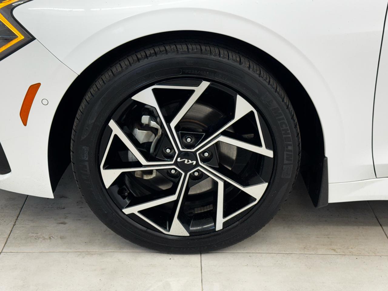 Kia K5 EX Auto FWD 2025