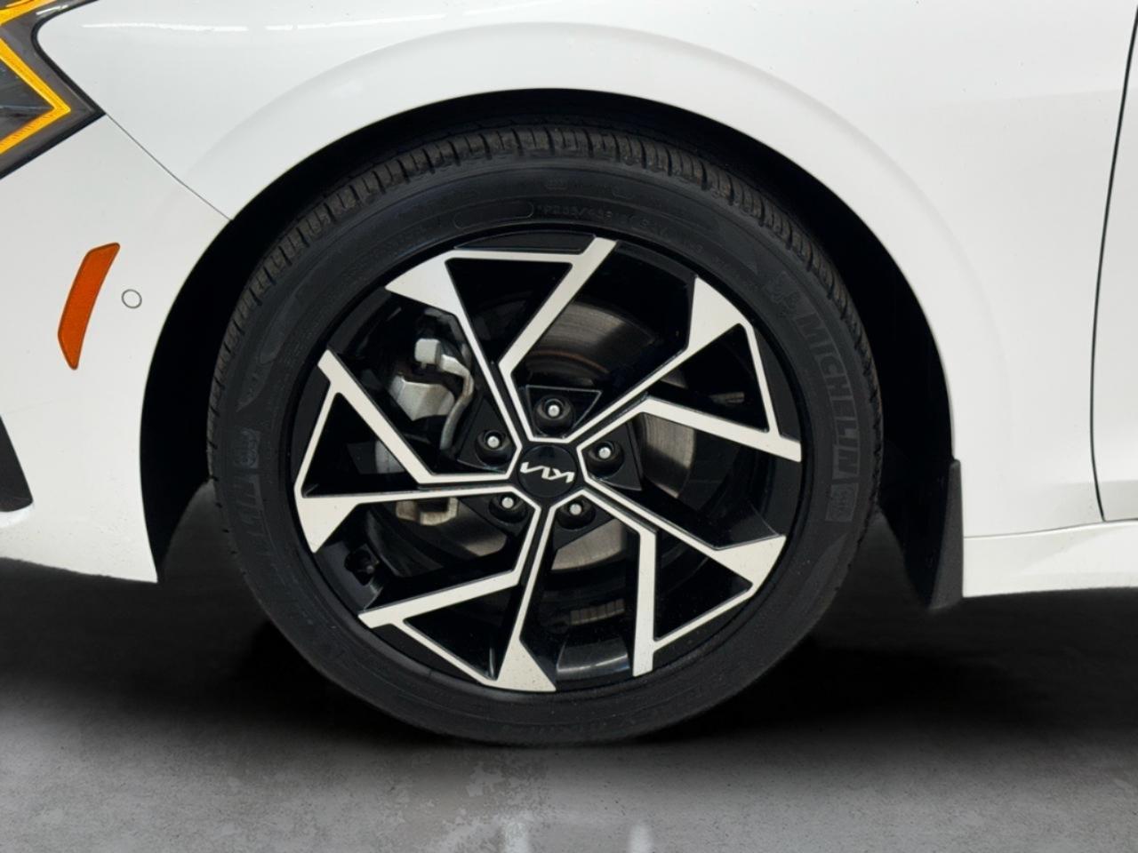 Kia K5 EX Auto FWD 2025