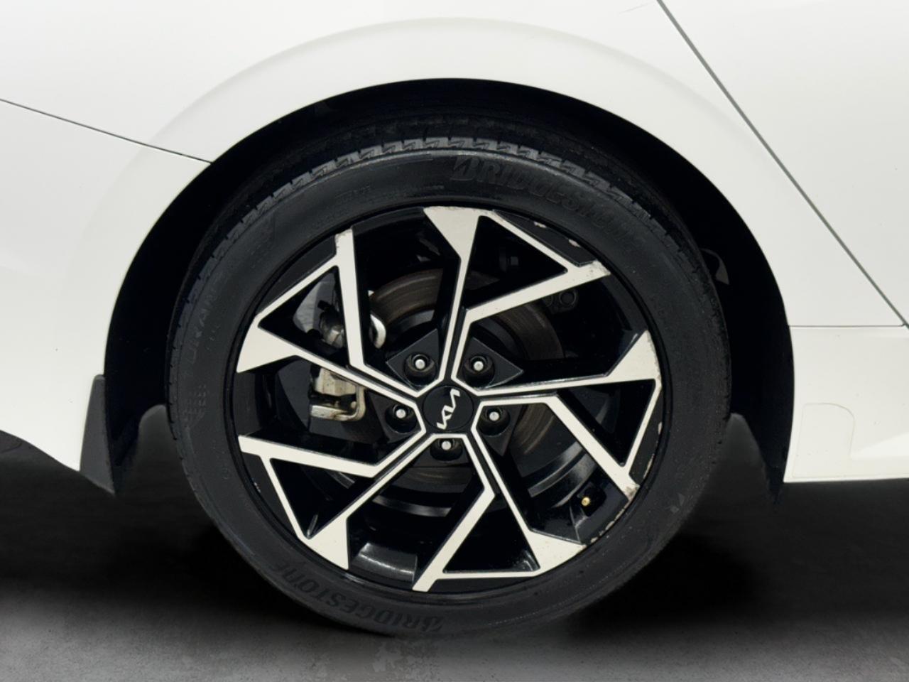 Kia K5 EX Auto FWD 2025