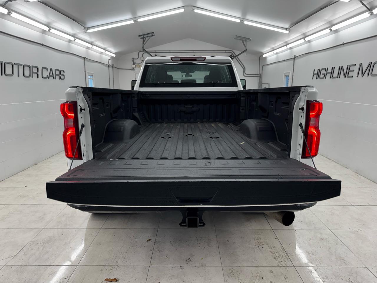 Chevrolet Silverado 3500HD 4WD Crew Cab 172" Work Truck 2023