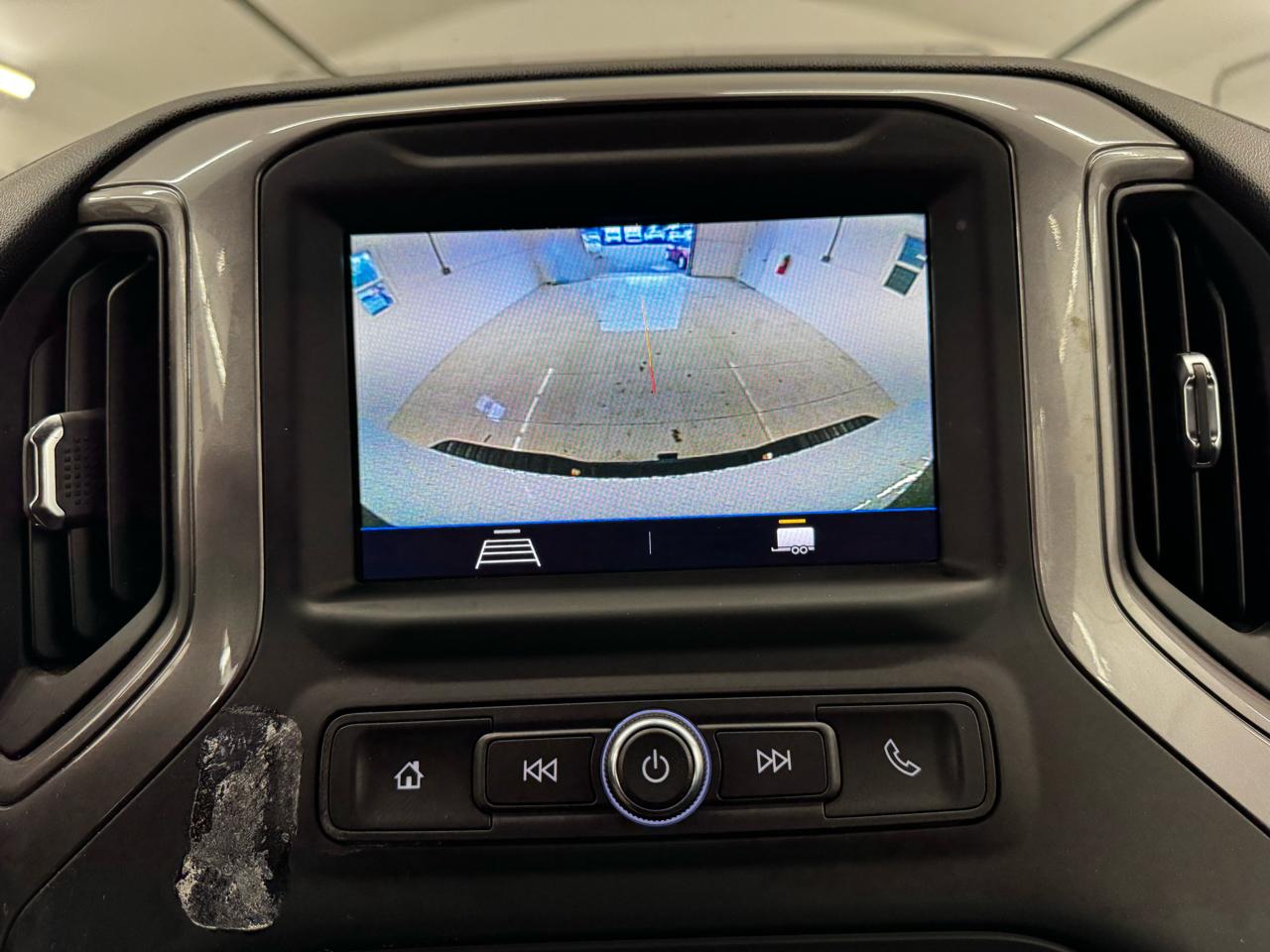 Chevrolet Silverado 3500HD 4WD Crew Cab 172" Work Truck 2023