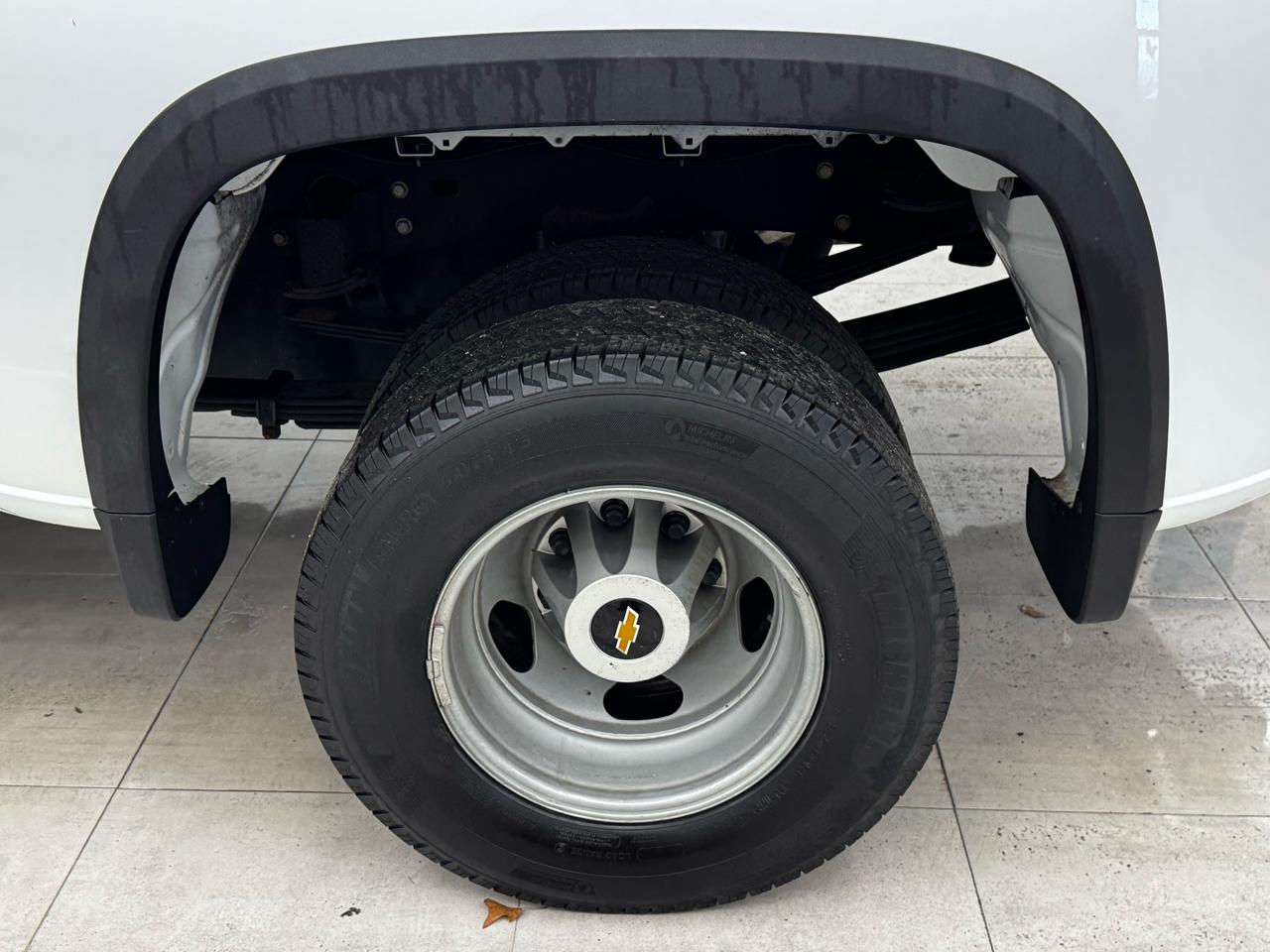 Chevrolet Silverado 3500HD 4WD Crew Cab 172" Work Truck 2023