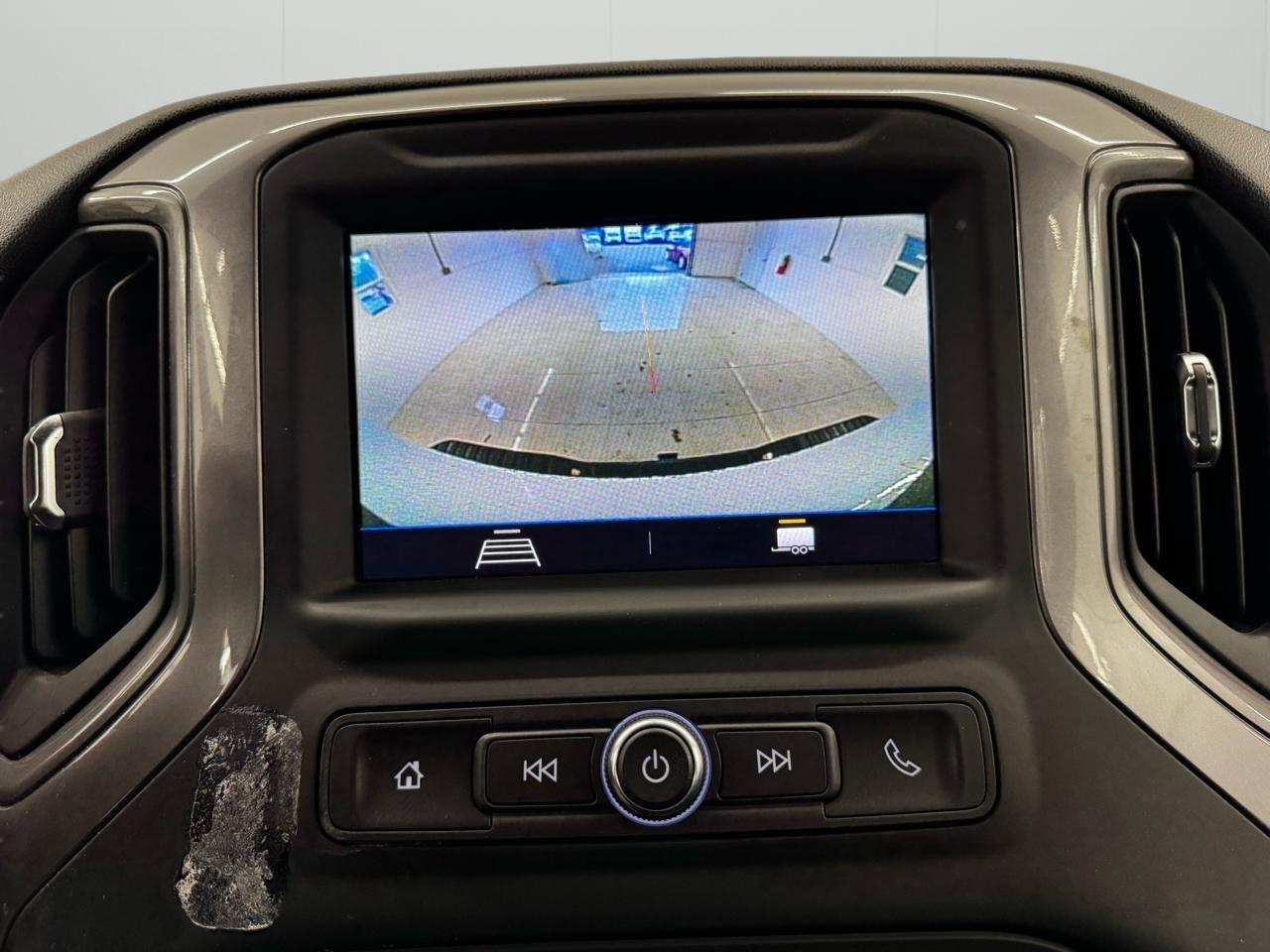 Chevrolet Silverado 3500HD 4WD Crew Cab 172" Work Truck 2023