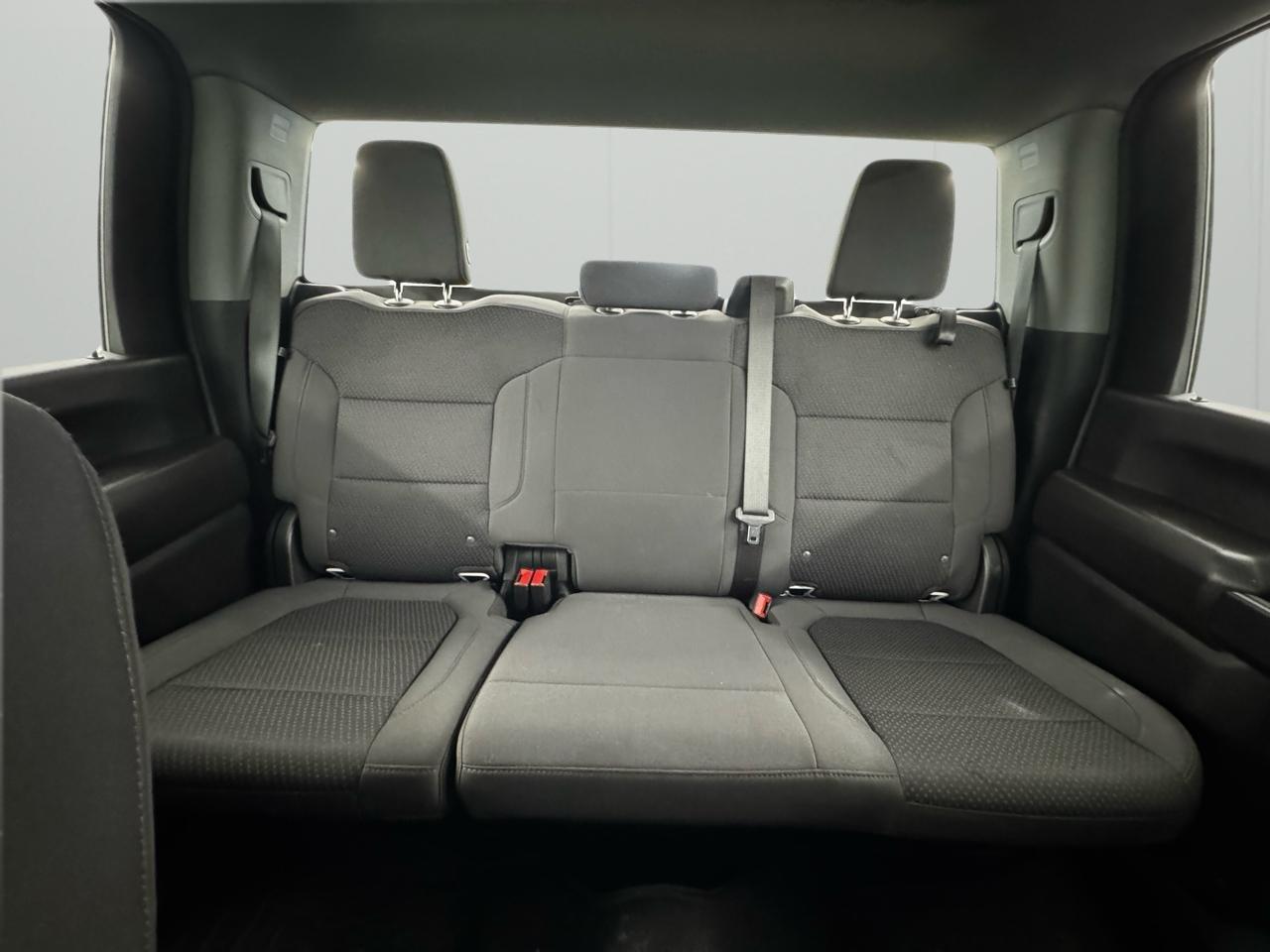 Chevrolet Silverado 3500HD 4WD Crew Cab 172" Work Truck 2023