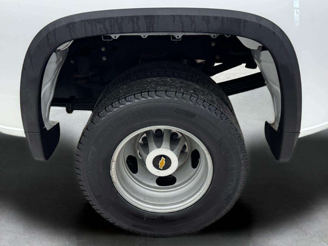 Chevrolet Silverado 3500HD 4WD Crew Cab 172" Work Truck 2023