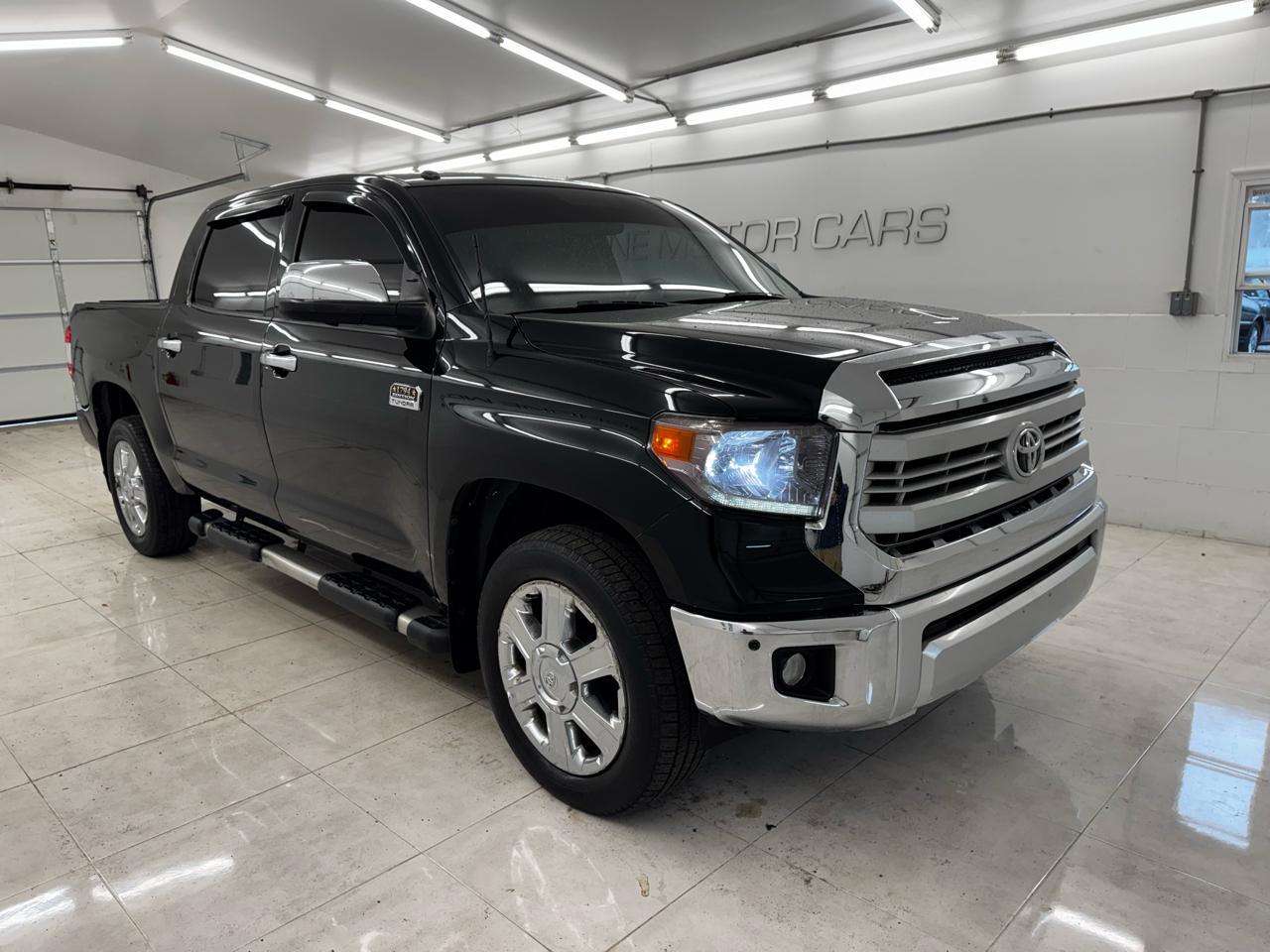 Toyota Tundra 4WD Truck CrewMax 5.7L V8 6-Spd AT 1794 (Natl) 2015
