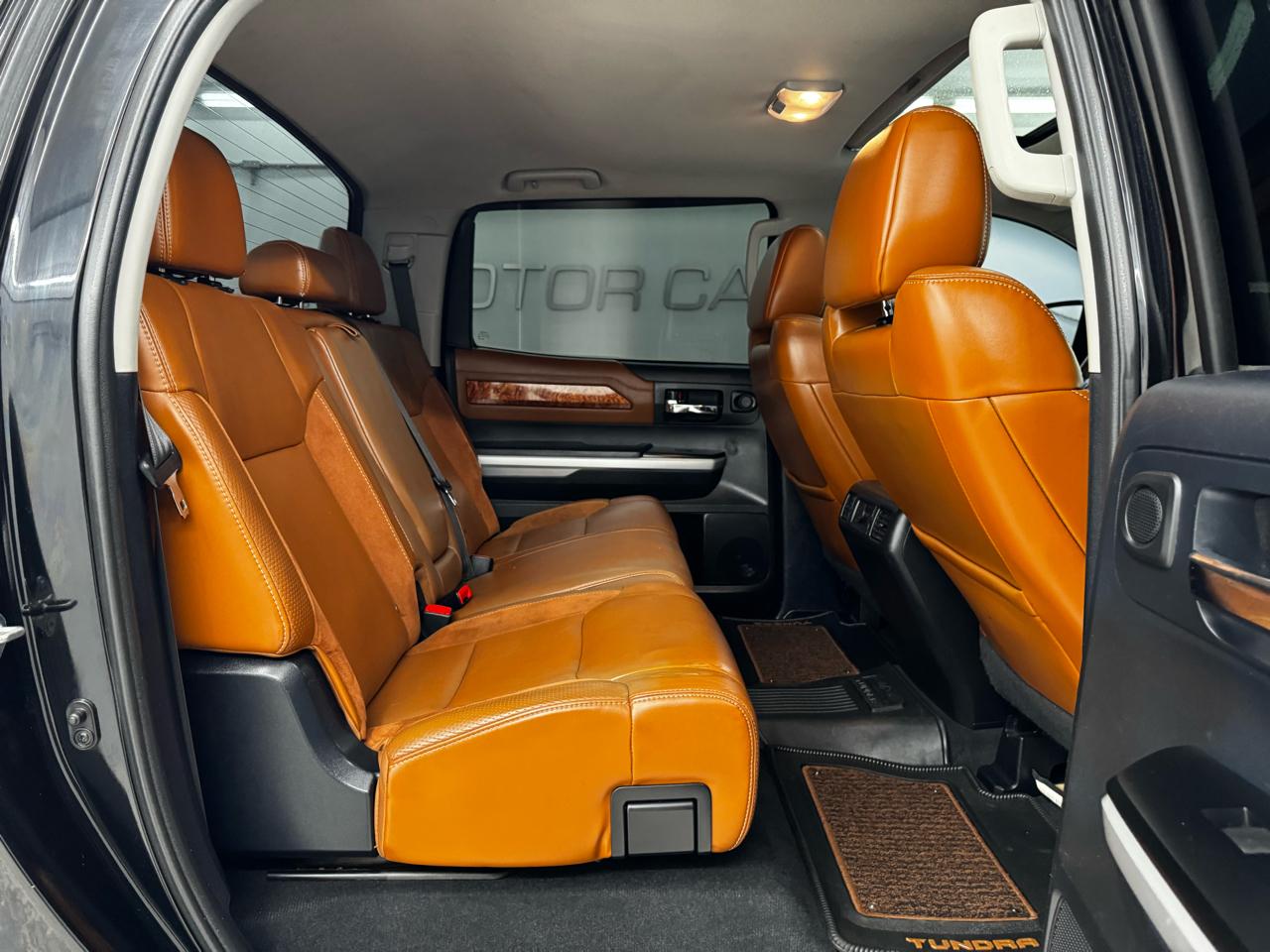 Toyota Tundra 4WD Truck CrewMax 5.7L V8 6-Spd AT 1794 (Natl) 2015