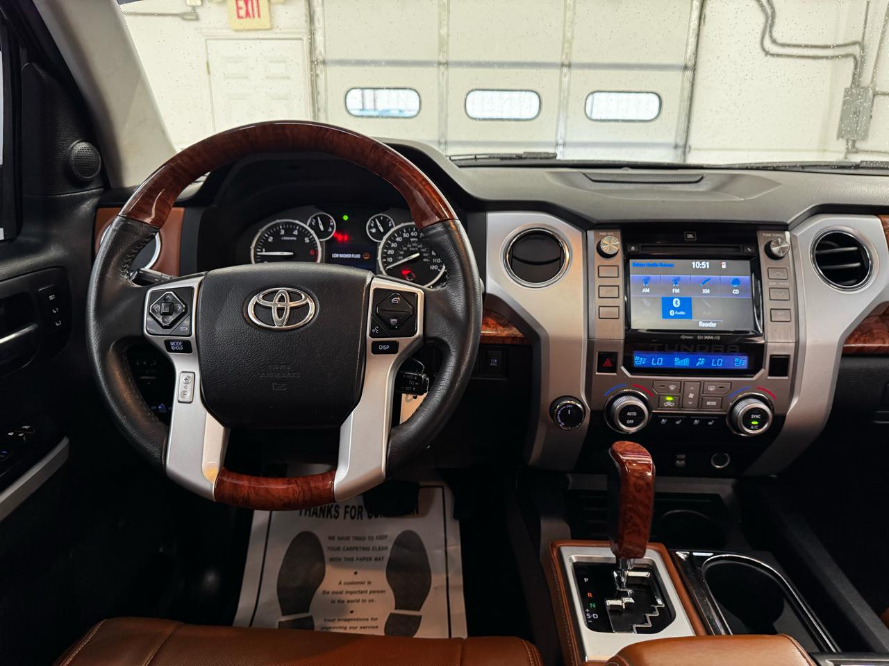 Toyota Tundra 4WD Truck CrewMax 5.7L V8 6-Spd AT 1794 (Natl) 2015