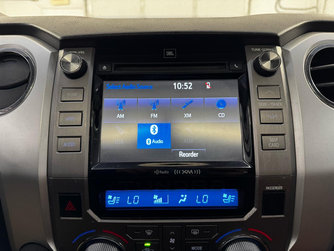 Toyota Tundra 4WD Truck CrewMax 5.7L V8 6-Spd AT 1794 (Natl) 2015