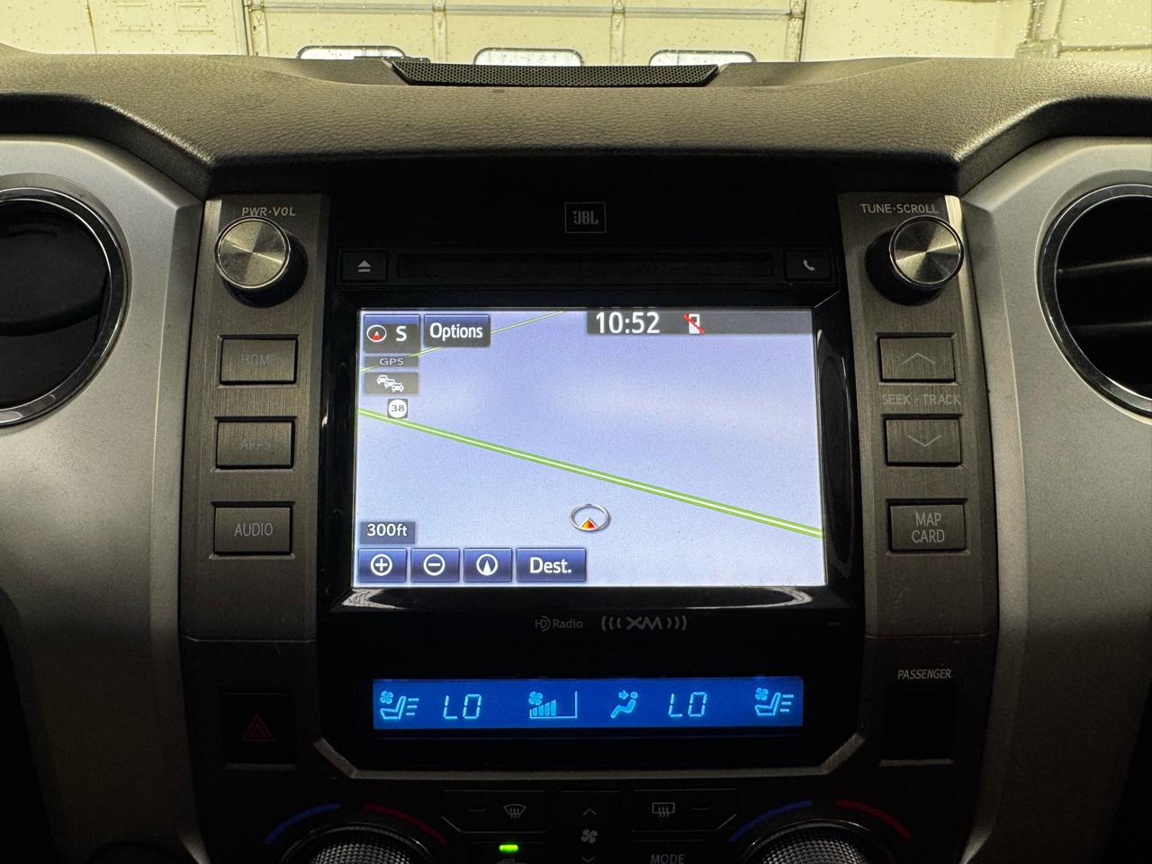 Toyota Tundra 4WD Truck CrewMax 5.7L V8 6-Spd AT 1794 (Natl) 2015