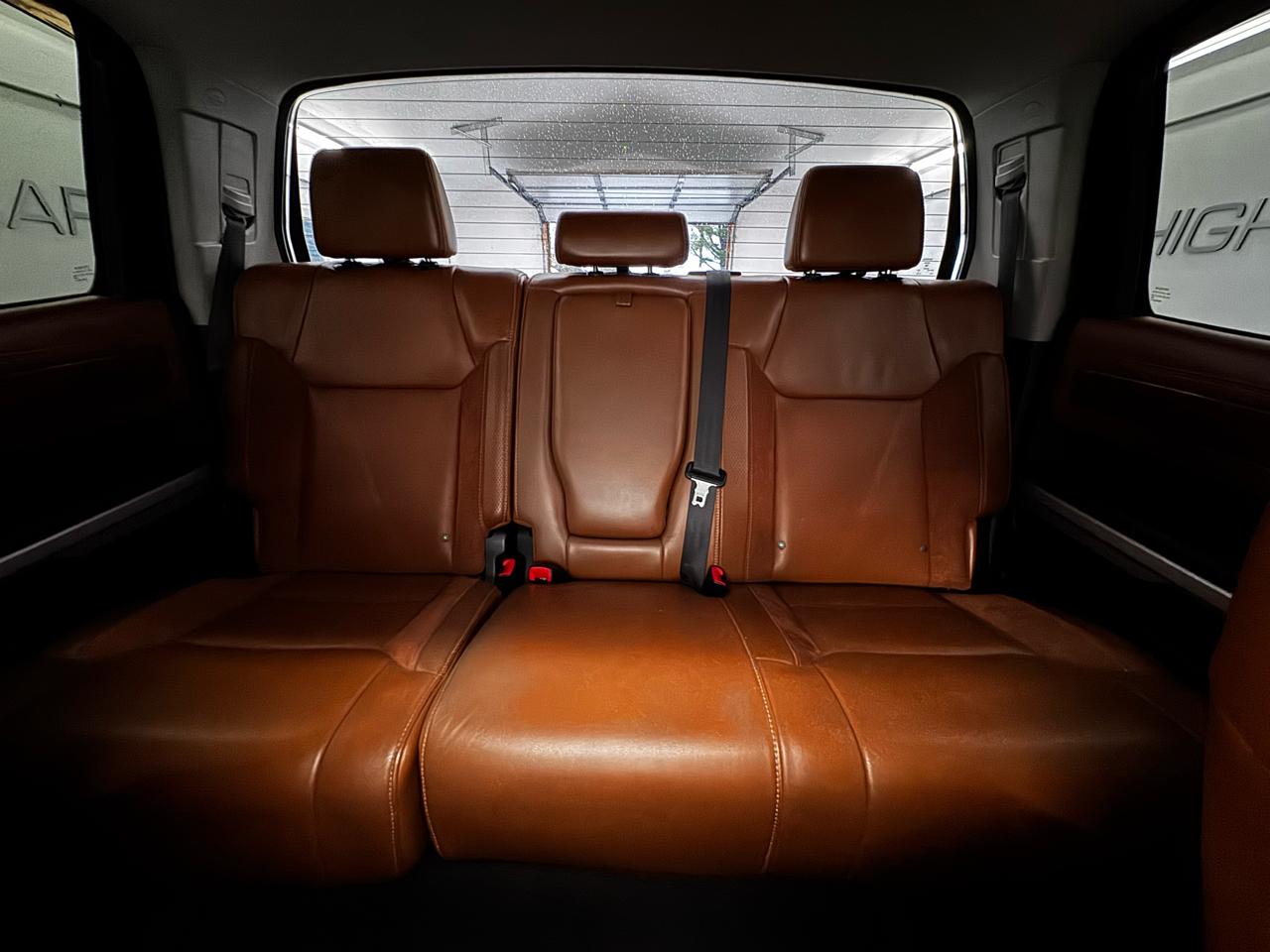 Toyota Tundra 4WD Truck CrewMax 5.7L V8 6-Spd AT 1794 (Natl) 2015