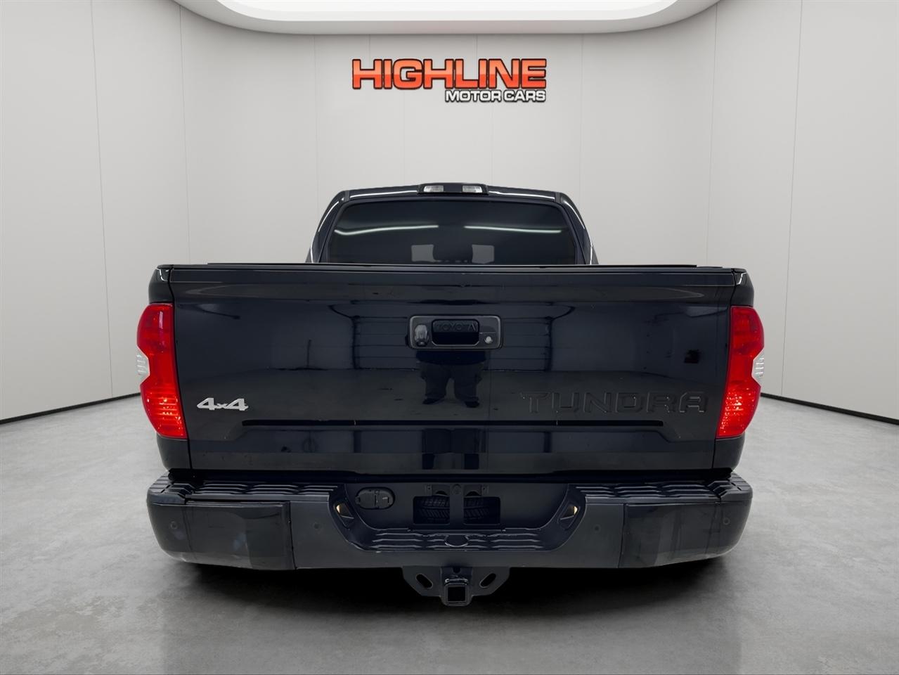 Toyota Tundra 4WD Truck CrewMax 5.7L V8 6-Spd AT 1794 (Natl) 2015